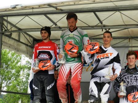 2015 04 18 chal france pernes les fontaines lois podium
